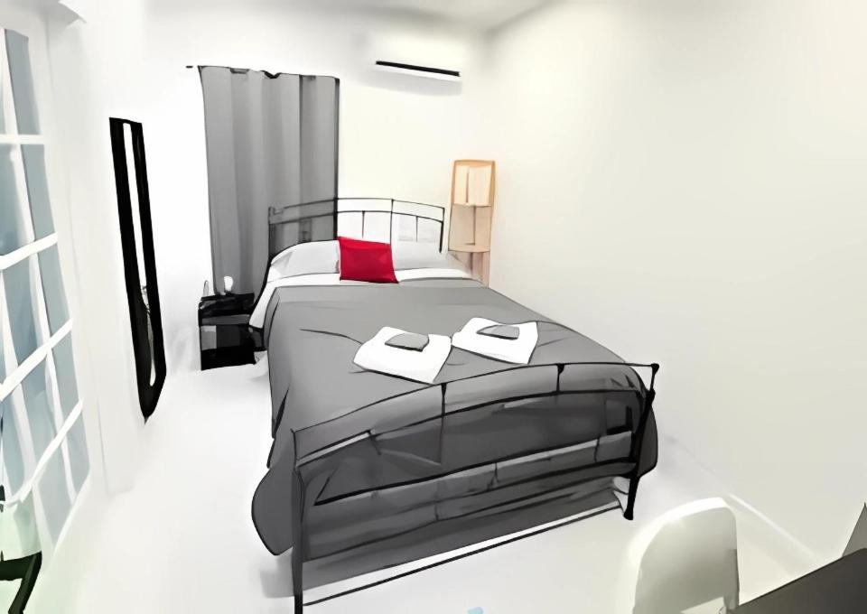 Privatunterkunft Cozy In Cute House, Close To Airport - Free Parking